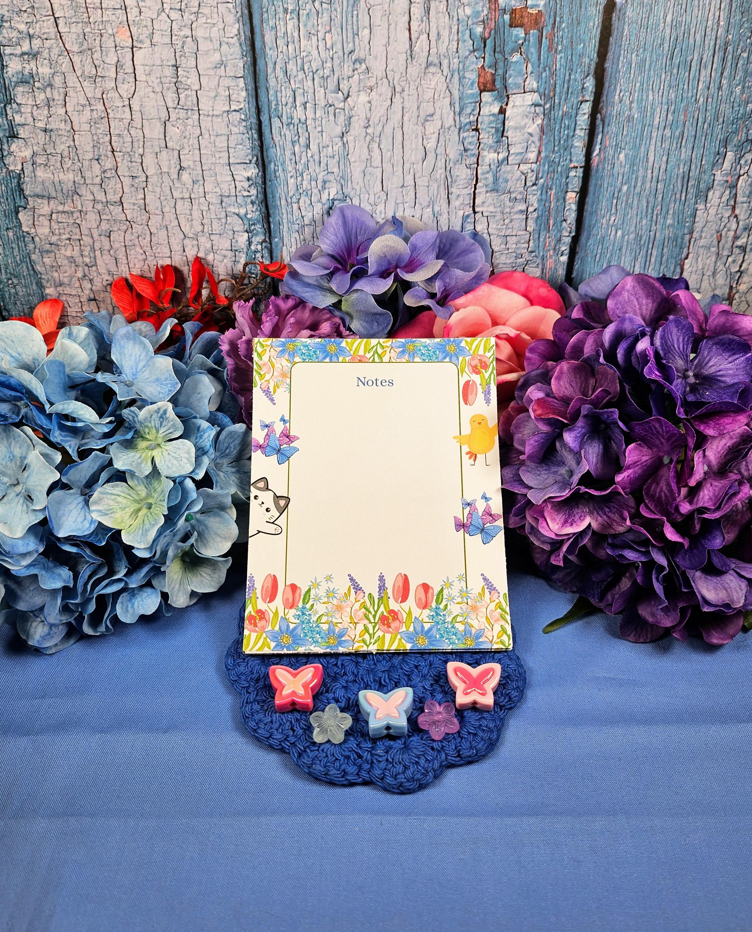 Whimsical Floral Animal Notepad 4.25" x 5.5"