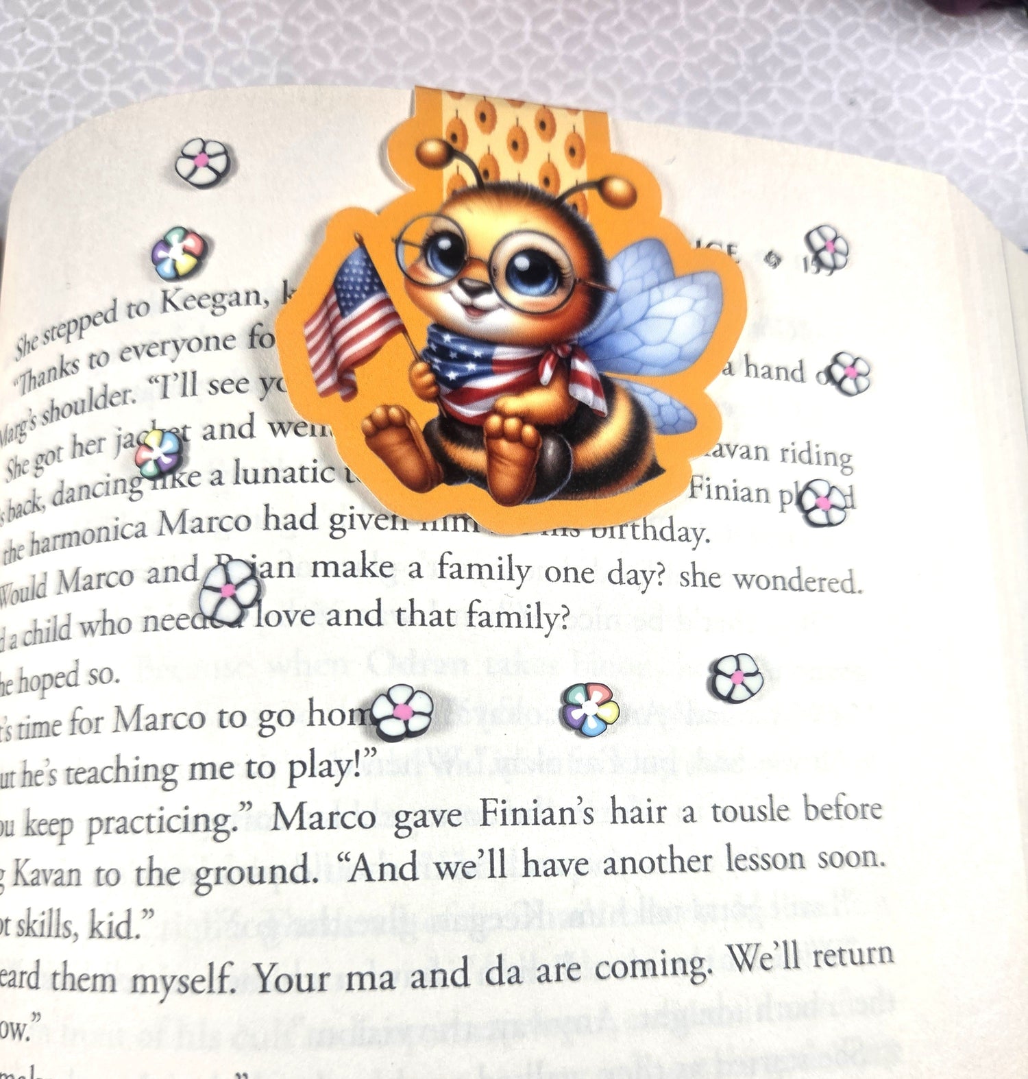 Patriotic Bumblebee Magnetic Bookmark Autumnmist Boutique