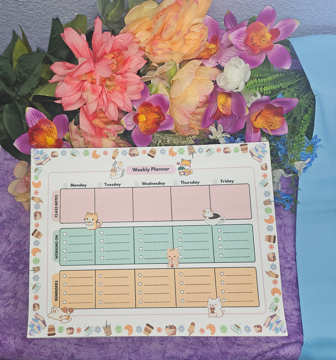 Cat Café Weekly Planner Notepad 8.5&quot; x 11&quot; - Bookworm Gift - Notepad