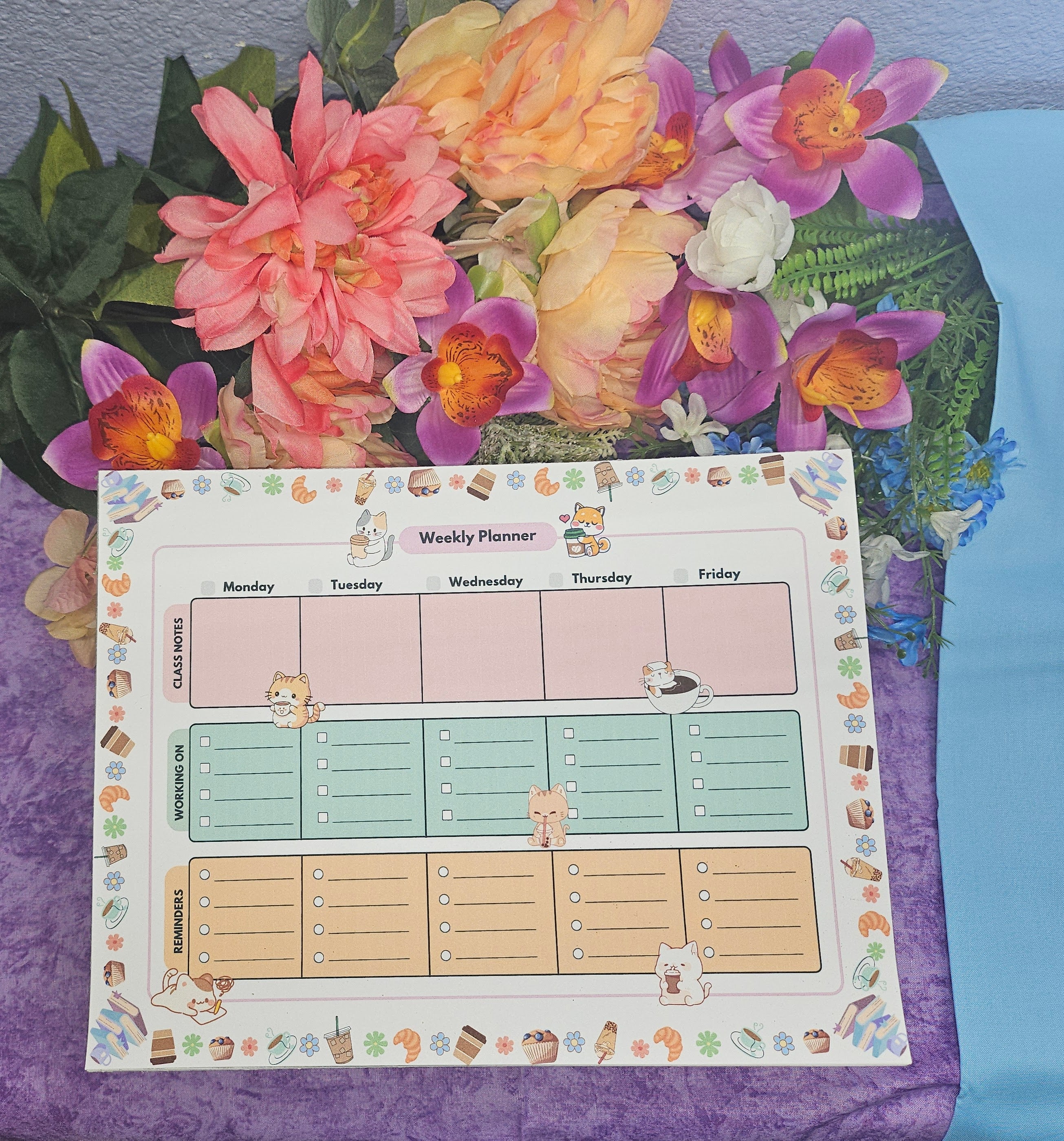 Cat Café Weekly Planner Notepad 8.5&quot; x 11&quot; - Bookworm Gift - Notepad