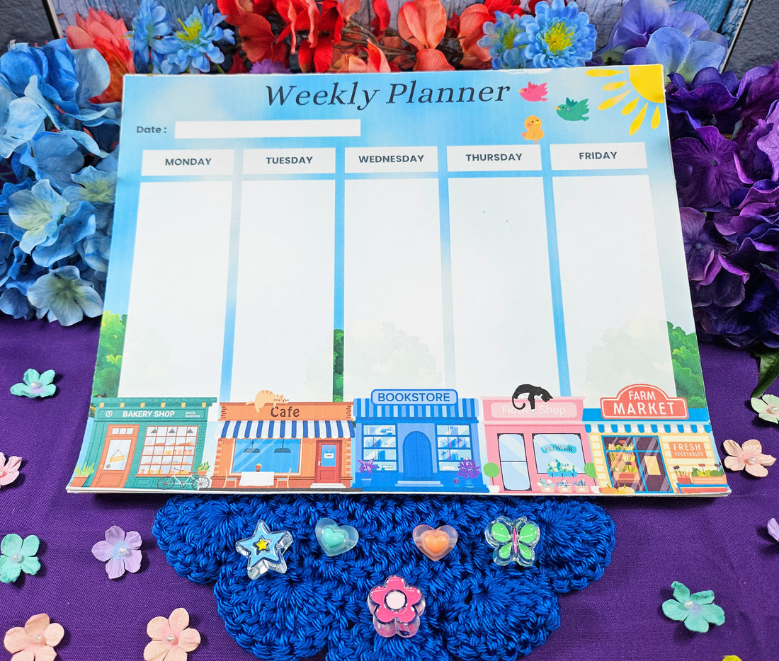 Main Street Weekly Planner Notepad 8.5&quot; x 11&quot; - Bookworm Gift - Notepad