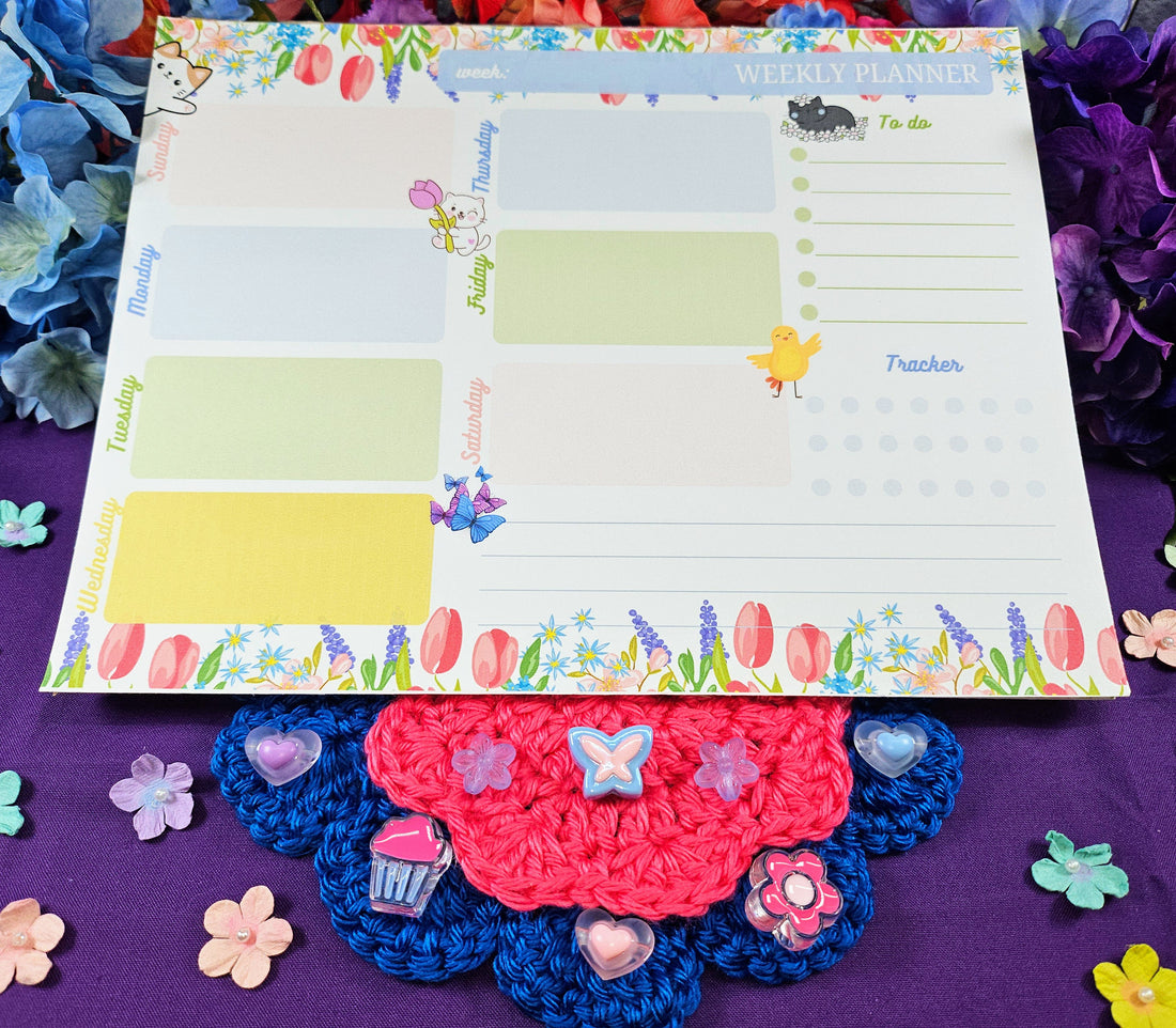 Paws &amp; Pages Weekly Planner Notepad 8.5&quot; x 11&quot; - Bookworm Gift - Notepad