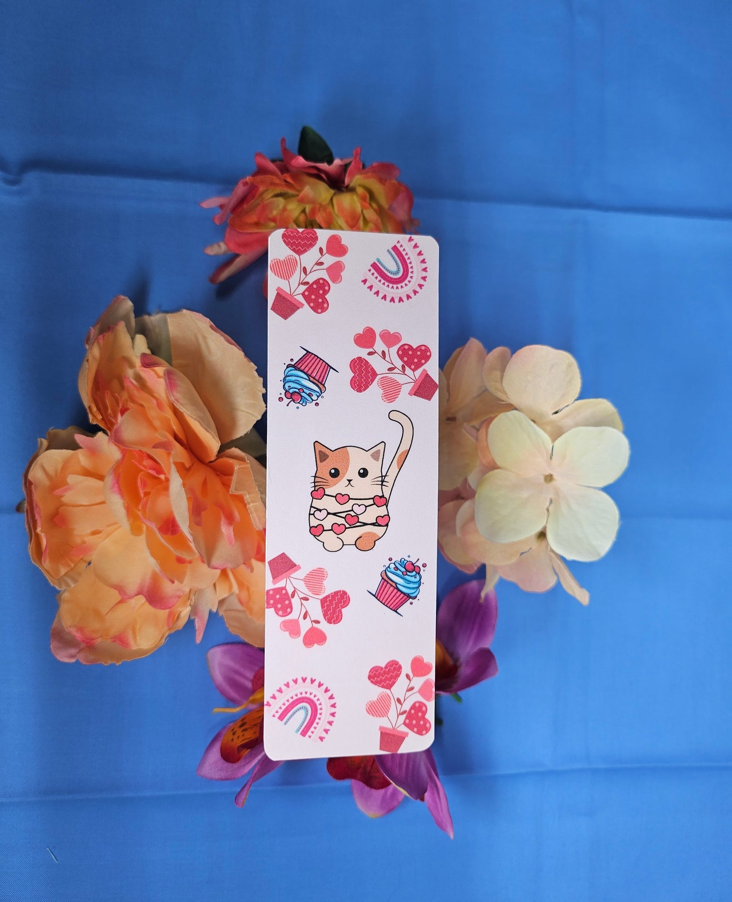 Sweetheart Cat Bookmark — Cozy Confections Edition