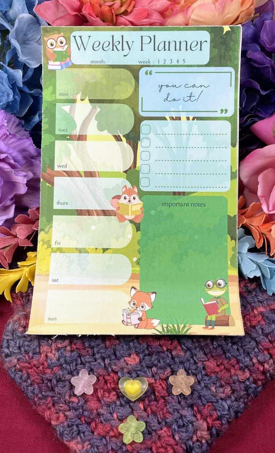 Forest Friends Reading Weekly Planner Notepad 5.5" x 8.5"