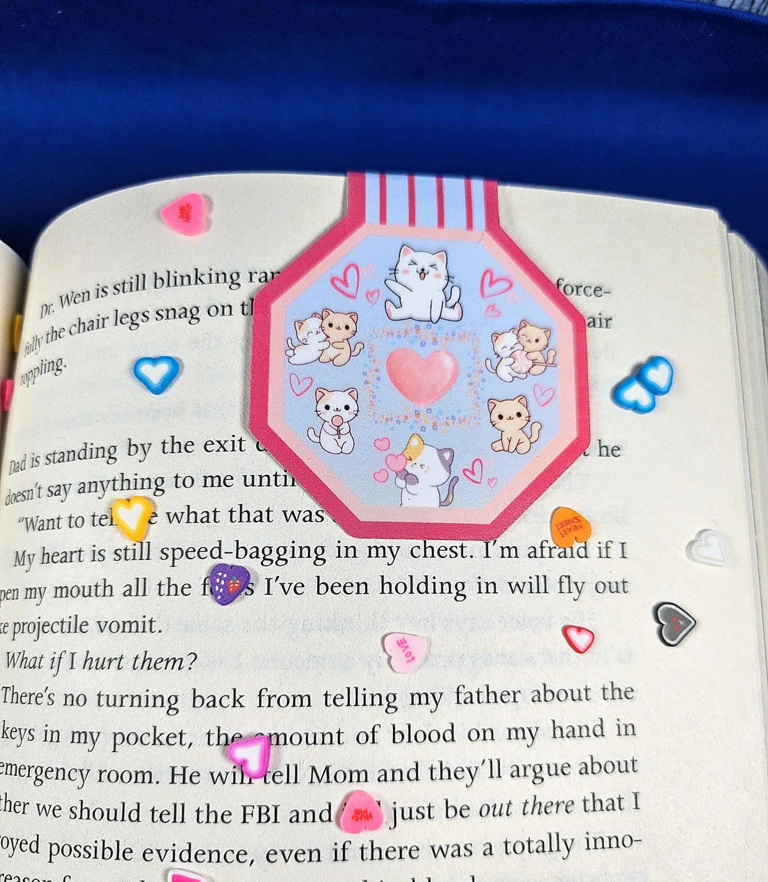 Sweet Paws Parade Magnetic Bookmark - Autumnmist Boutique