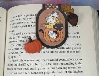 Pumpkin Pile-Up Magnetic Bookmark - Autumnmist Boutique