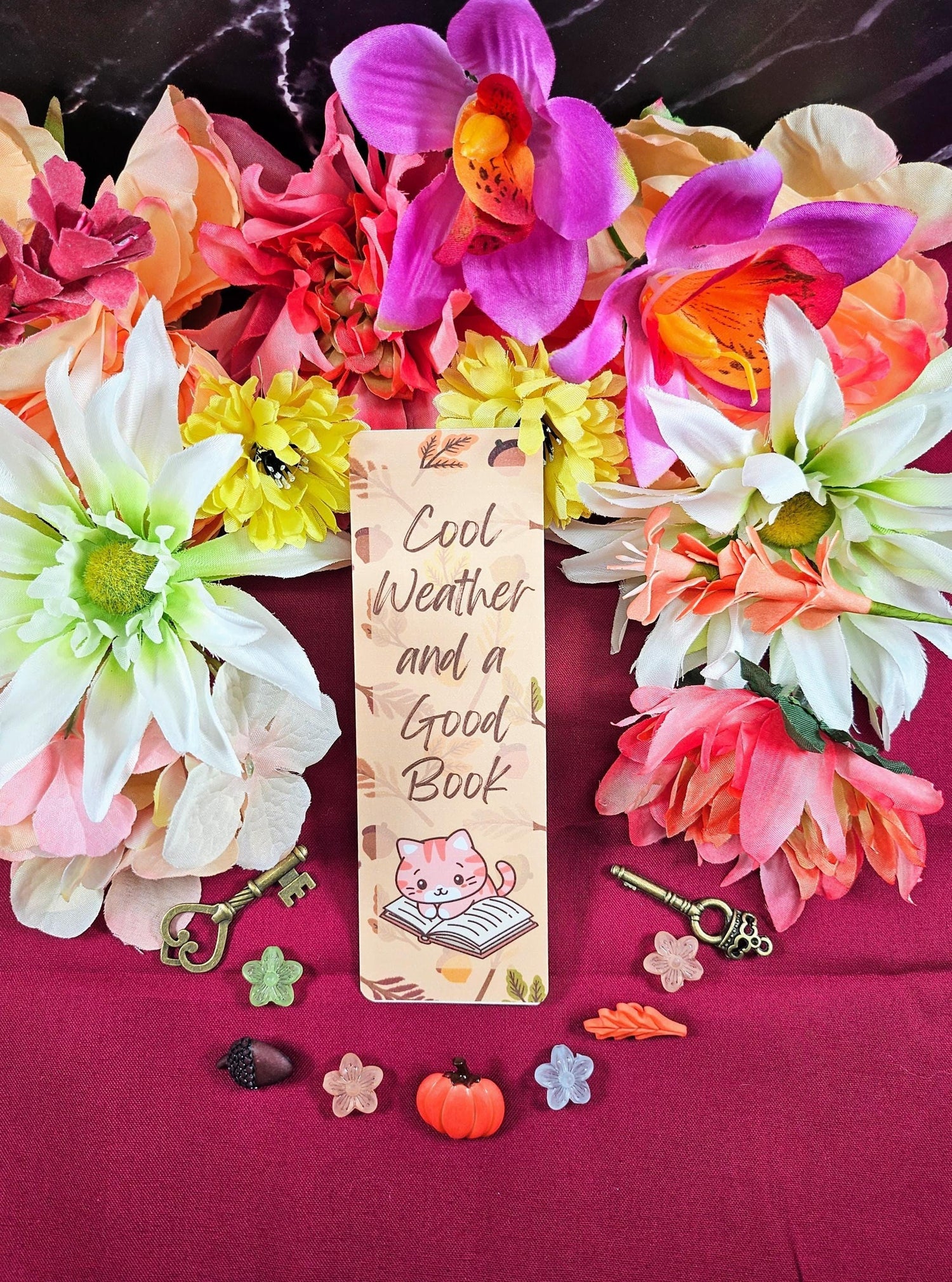 Reading Cat Laminated Bookmark - Autumnmist Boutique