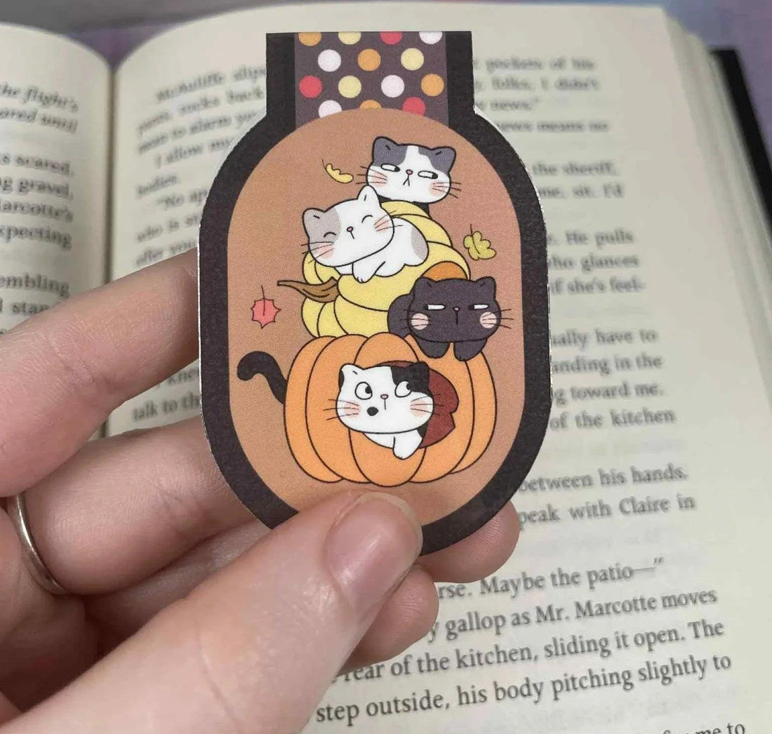Pumpkin Pile-Up Magnetic Bookmark - Autumnmist Boutique